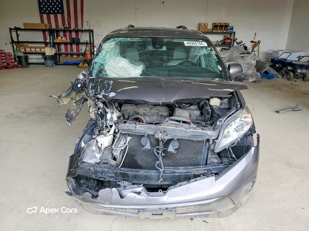 Toyota Sienna 2018