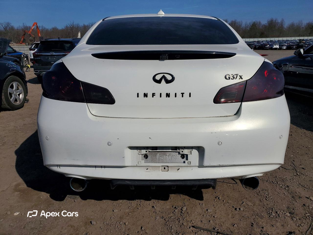 Infiniti G 2012