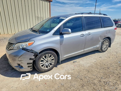 Toyota Sienna 2013 - Image 1 of 13