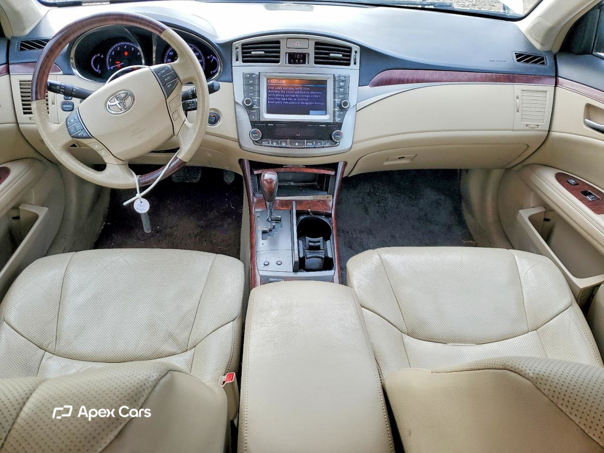 Toyota Avalon 2012