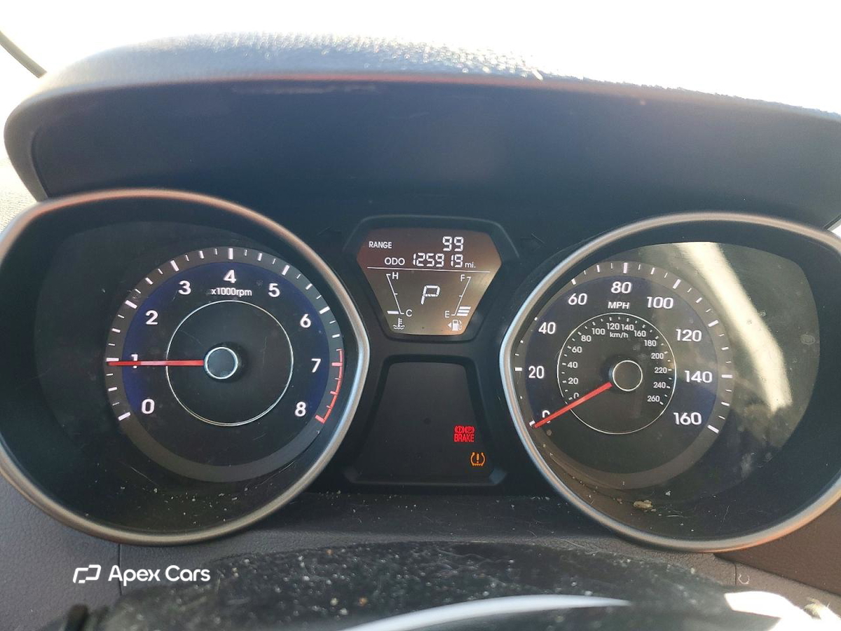 Hyundai Elantra 2013
