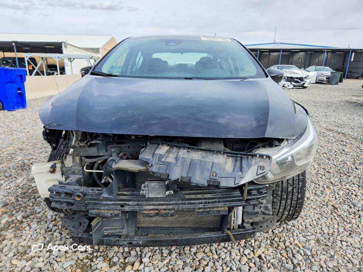 Nissan Versa 2021