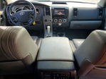 Toyota Sequoia 2010