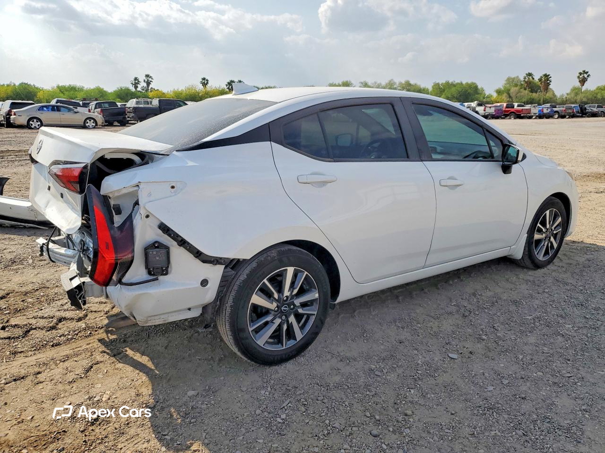 Nissan Versa 2025