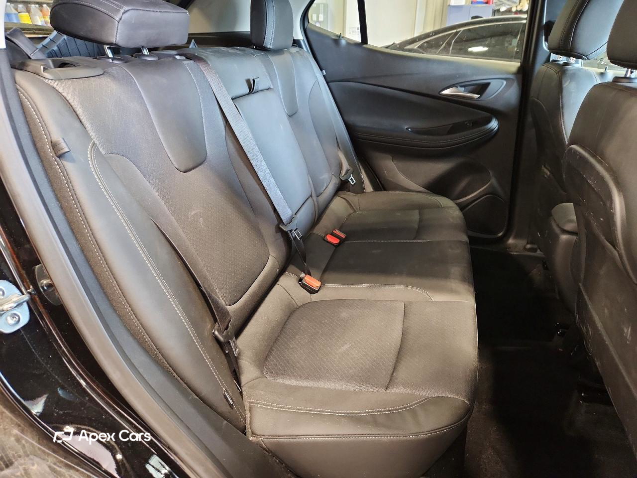 Buick Encore 2024