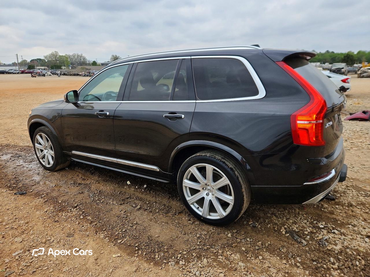 Volvo XC90 2019
