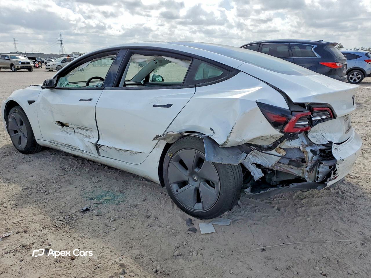 Tesla Model 3 2022