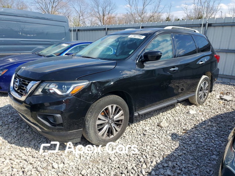 Nissan Pathfinder 2017 - Image 1 of 13