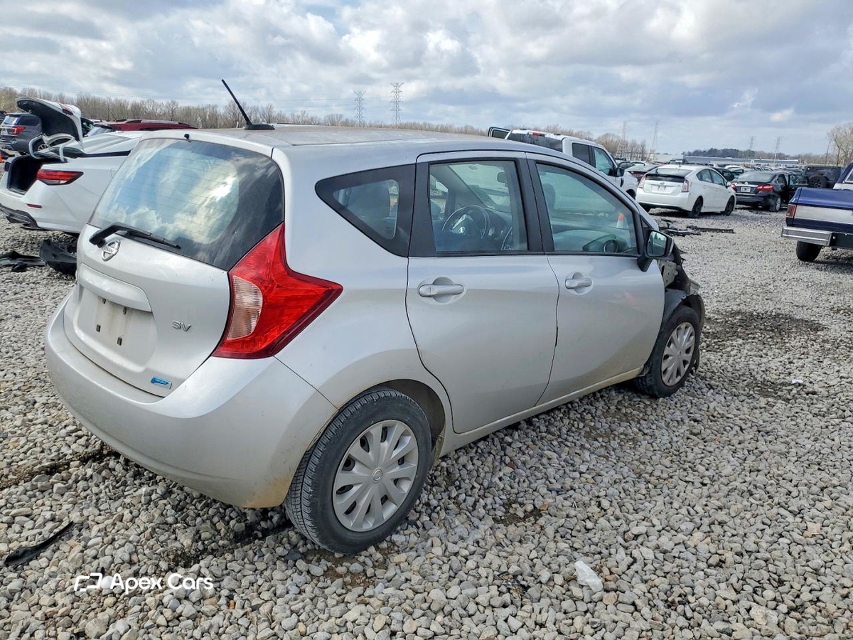 Nissan Versa 2016