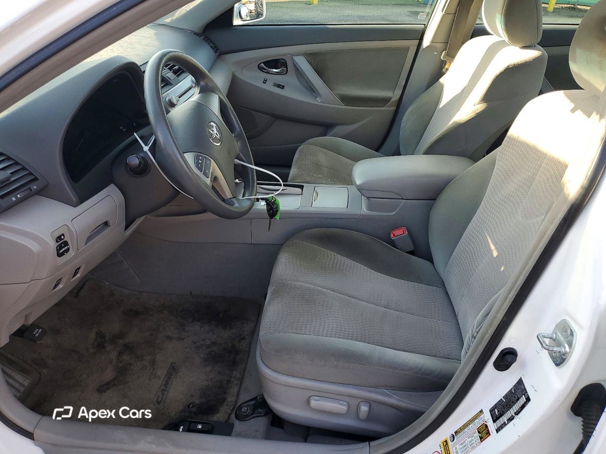 Toyota Camry 2010