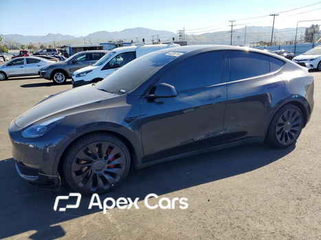 Tesla Model Y 2024 - Zdjęcie 1 z 13