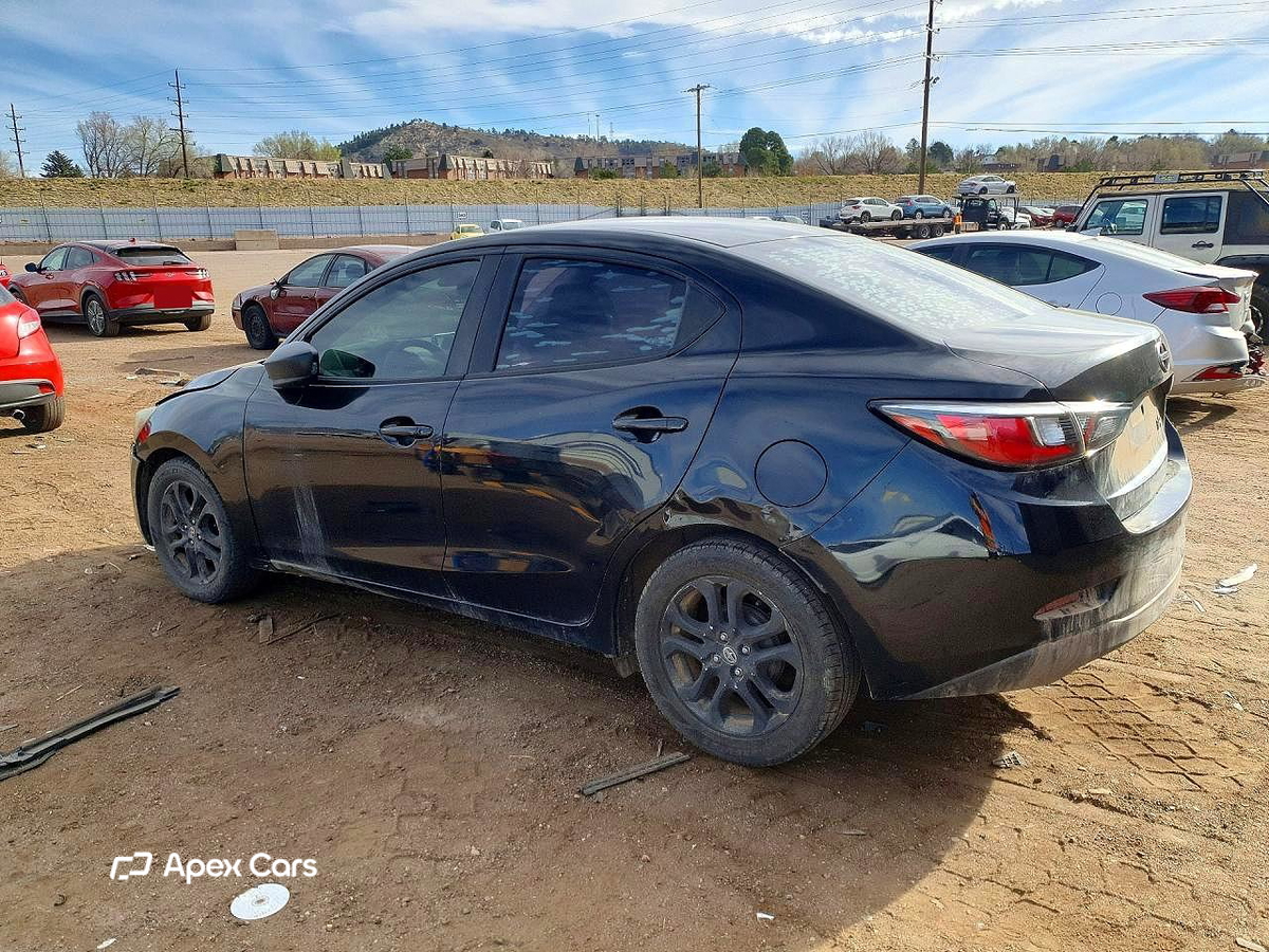 Scion iA 2016