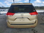 Toyota Sienna 2011