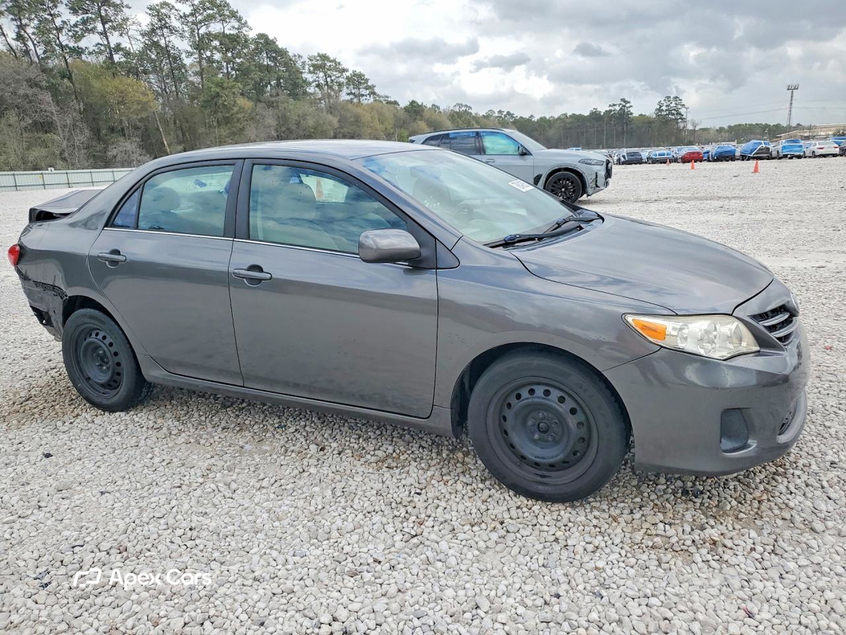 Toyota Corolla 2013