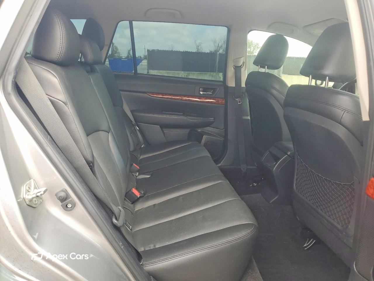 Subaru Outback 2010