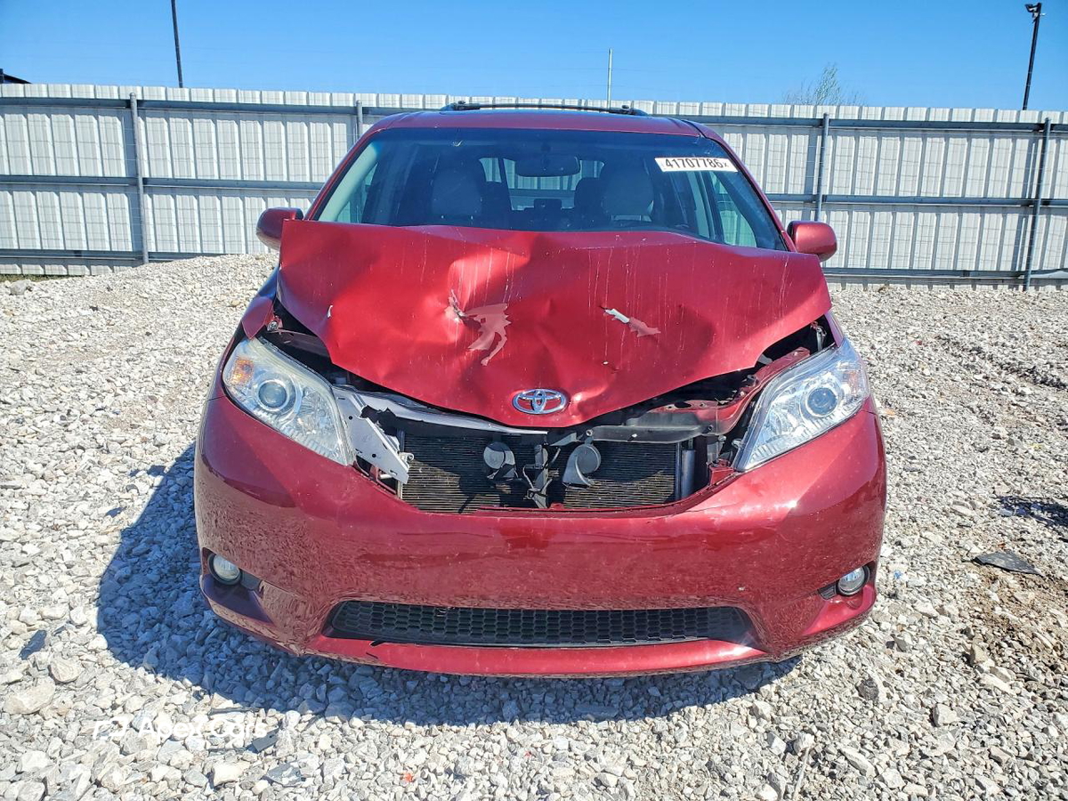 Toyota Sienna 2016