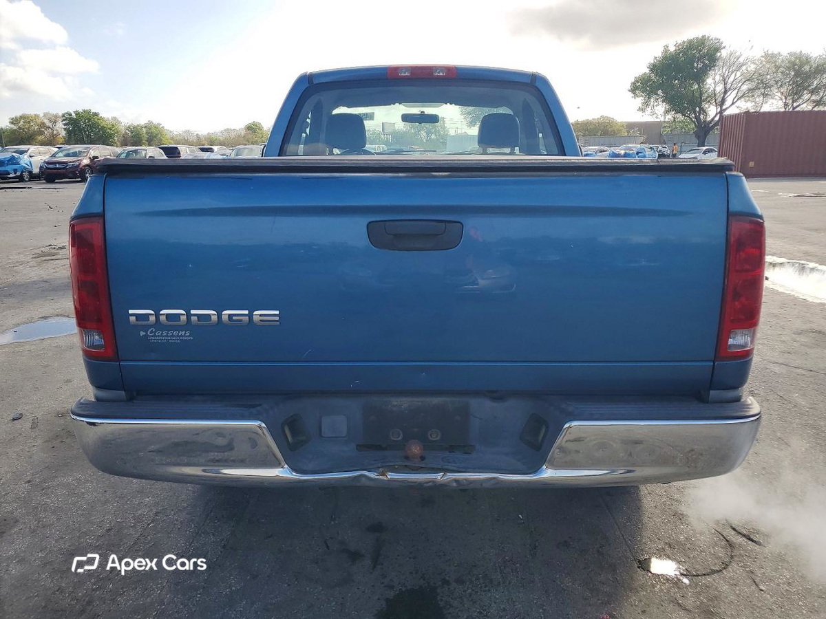 Dodge RAM 2004