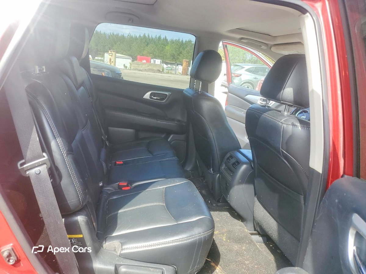 Nissan Pathfinder 2017