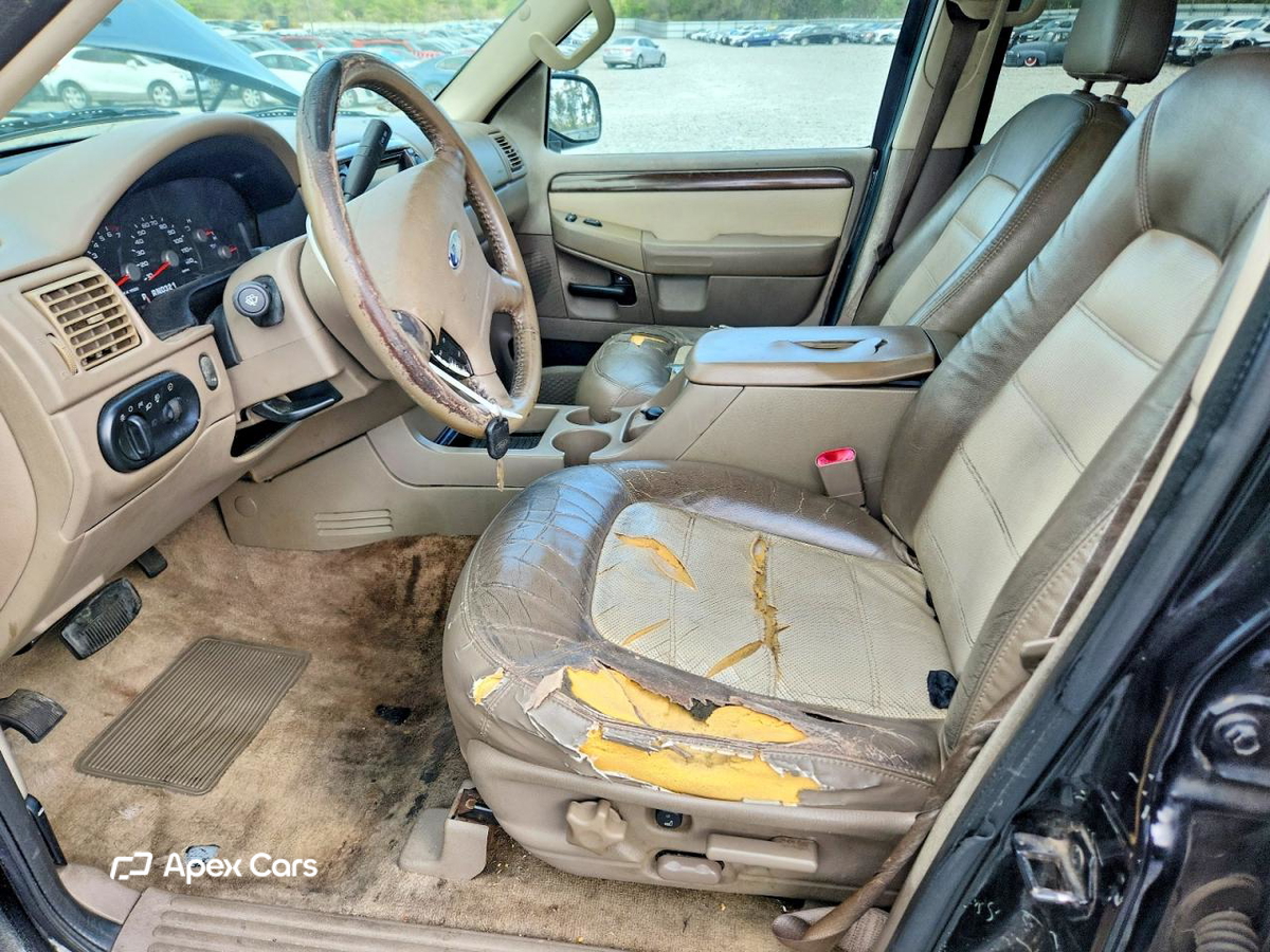 Ford Explorer 2003