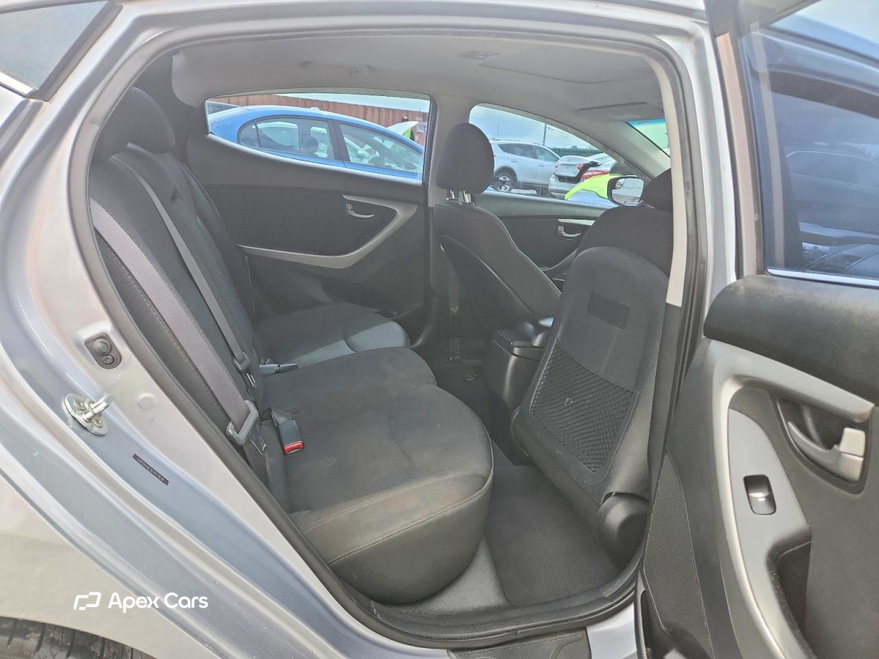 Hyundai Elantra 2015