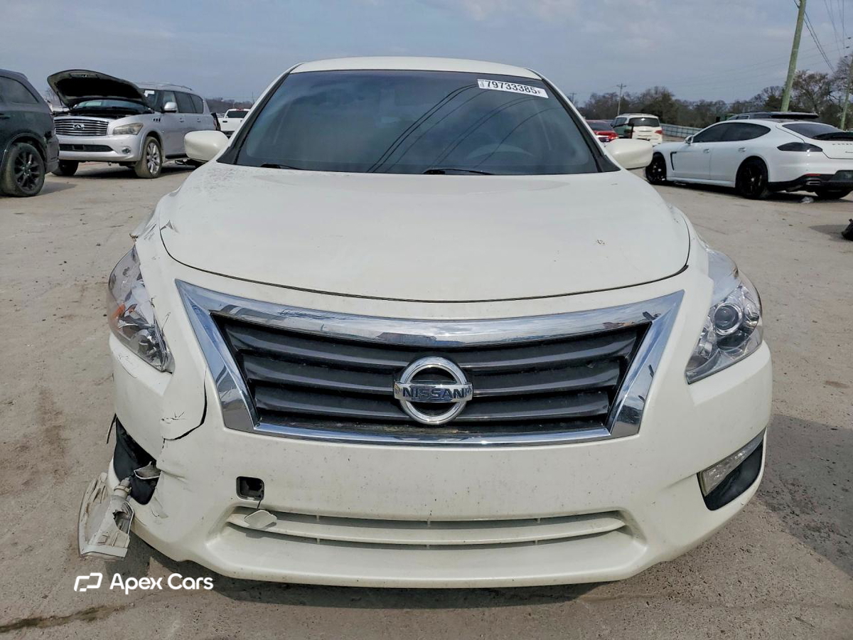 Nissan Altima 2015