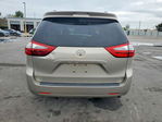 Toyota Sienna 2016