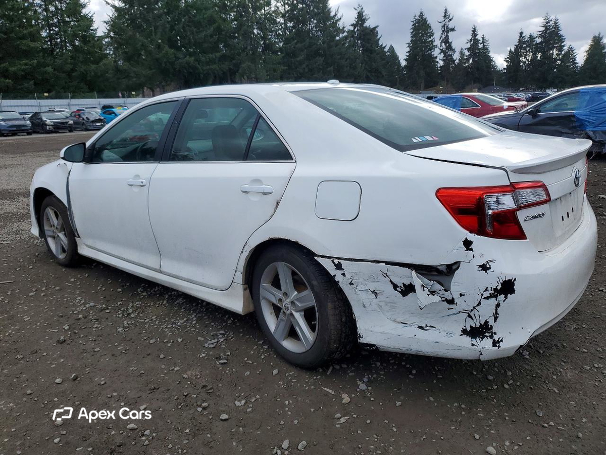 Toyota Camry 2012