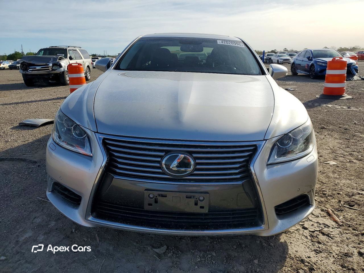 Lexus LS 2013