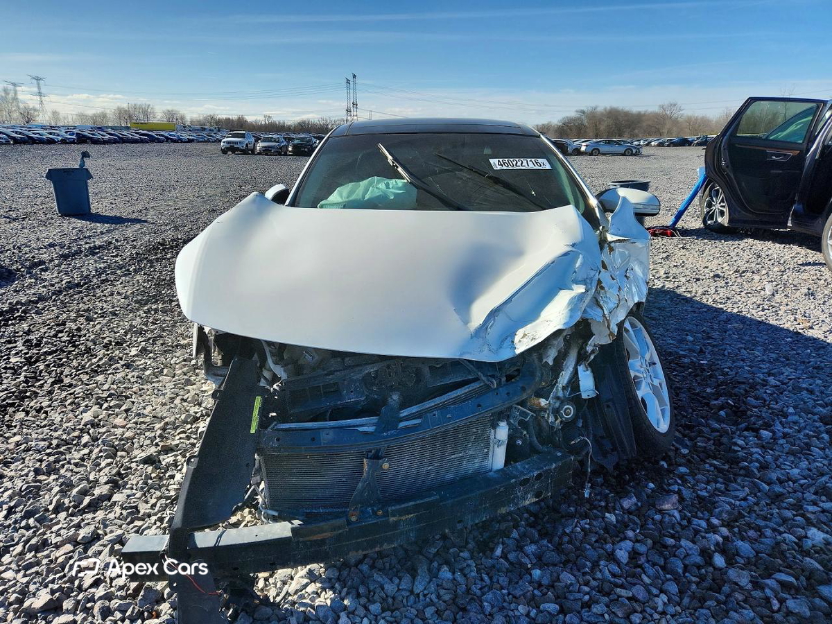 Nissan Maxima 2014