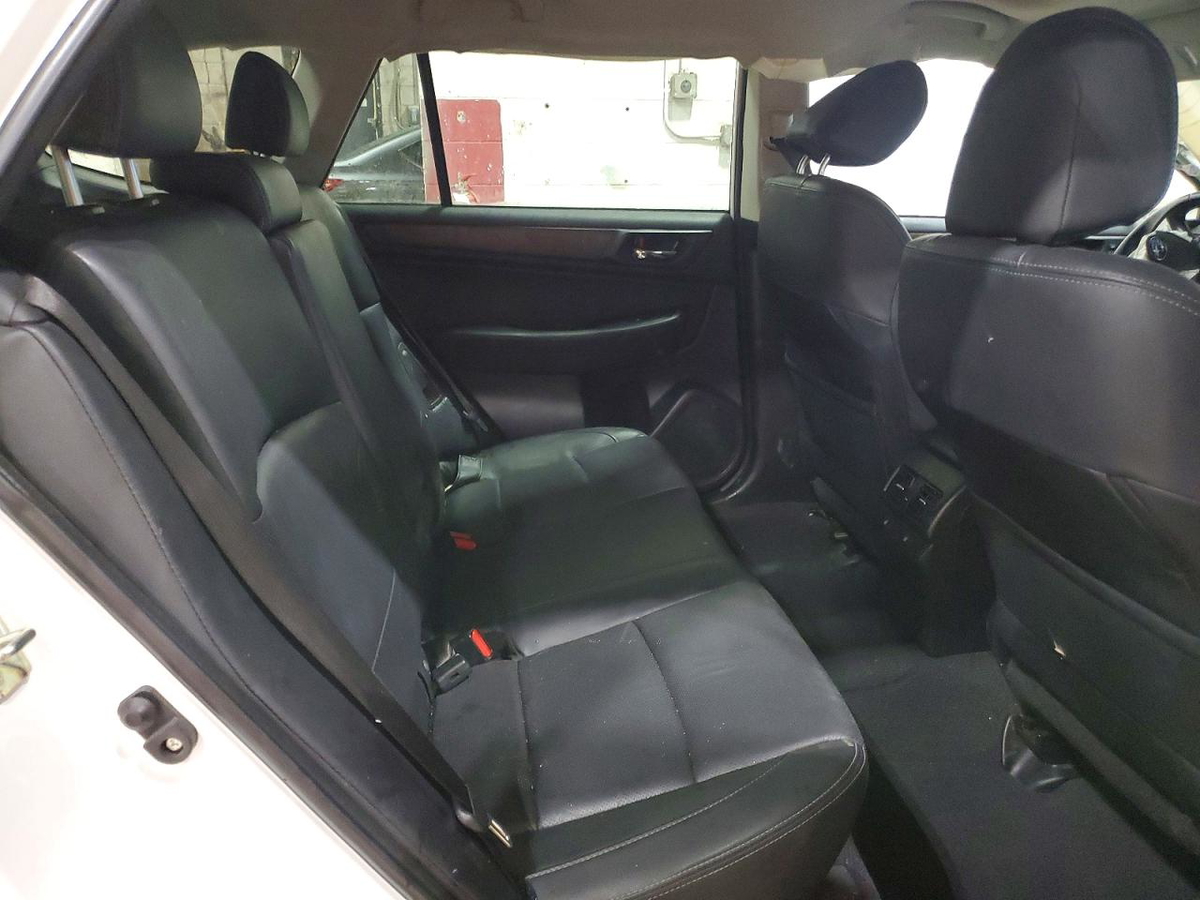 Subaru Outback 2017