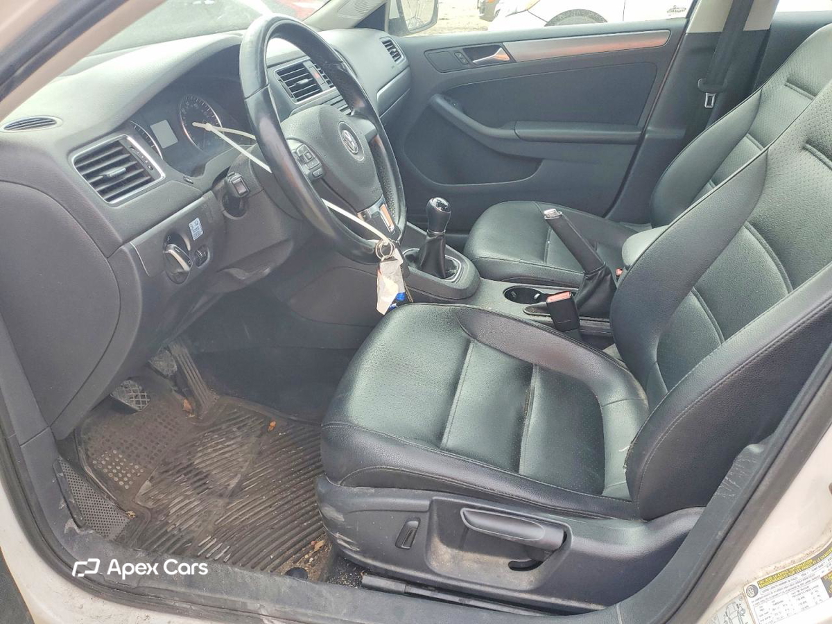 Volkswagen Jetta 2013