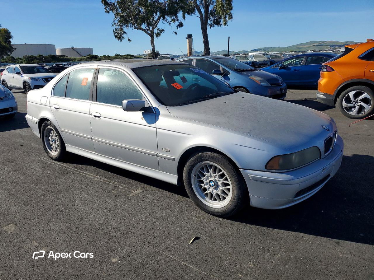 BMW Series 5 2001