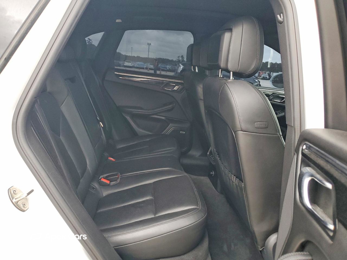Porsche Macan 2016