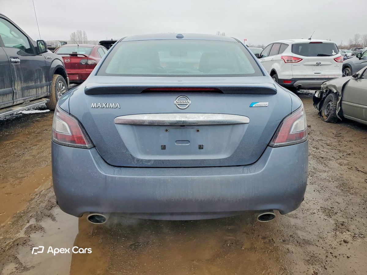 Nissan Maxima 2012