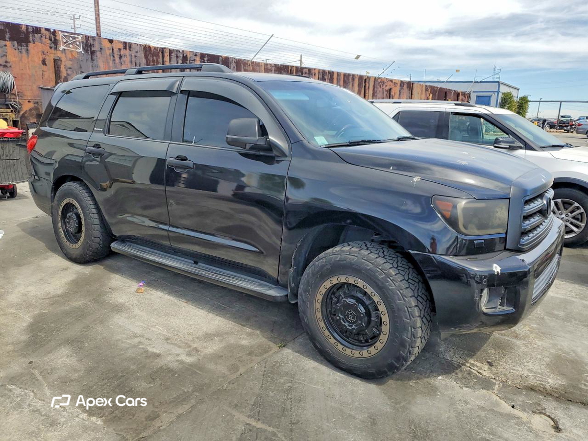 Toyota Sequoia 2013