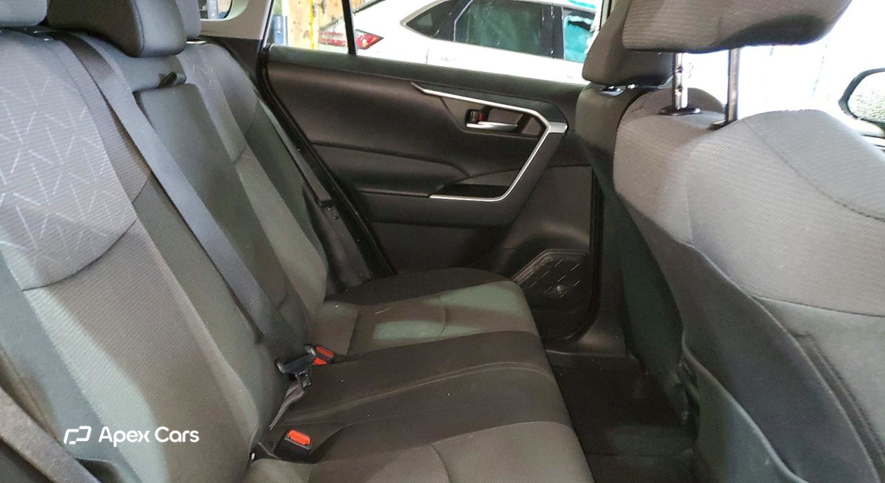 Toyota RAV 4 2025