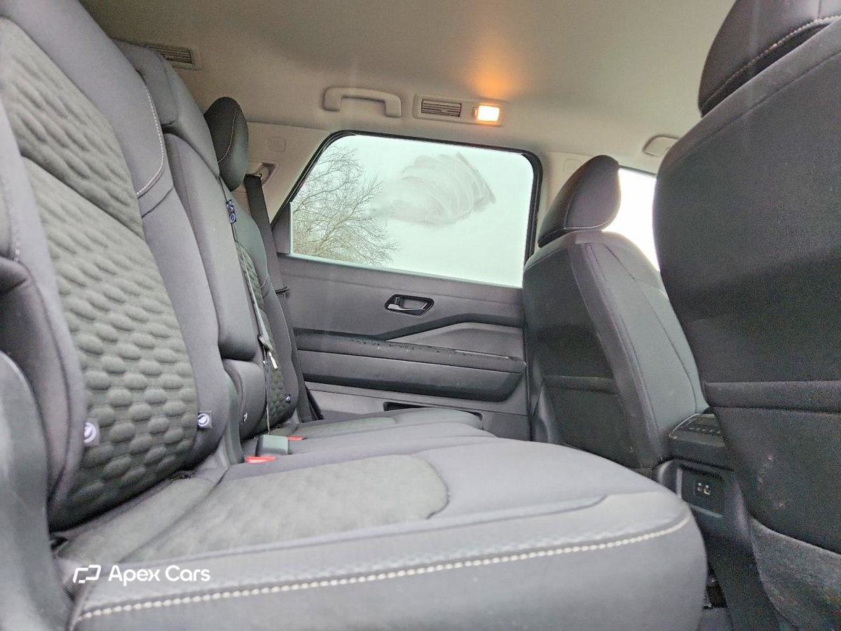 Nissan Pathfinder 2025