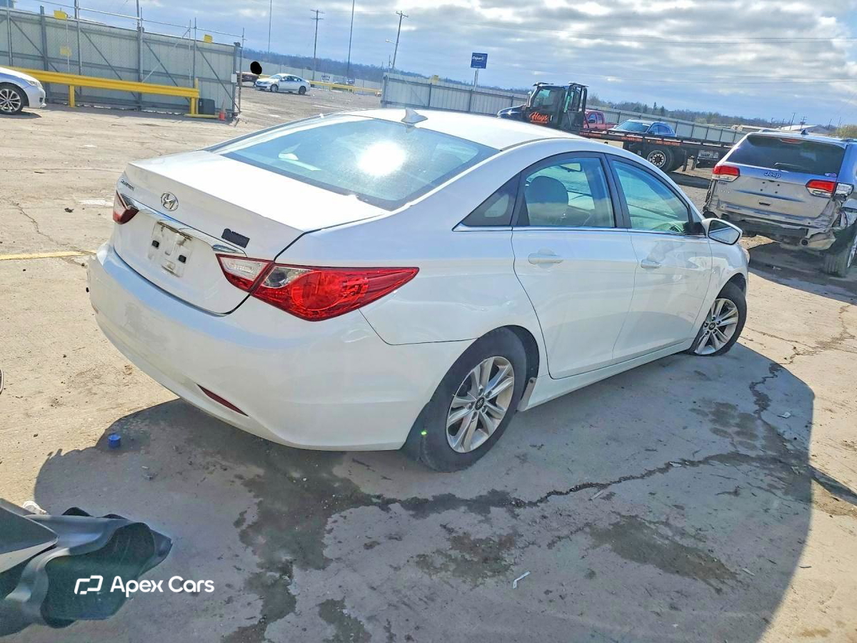 Hyundai Sonata 2013