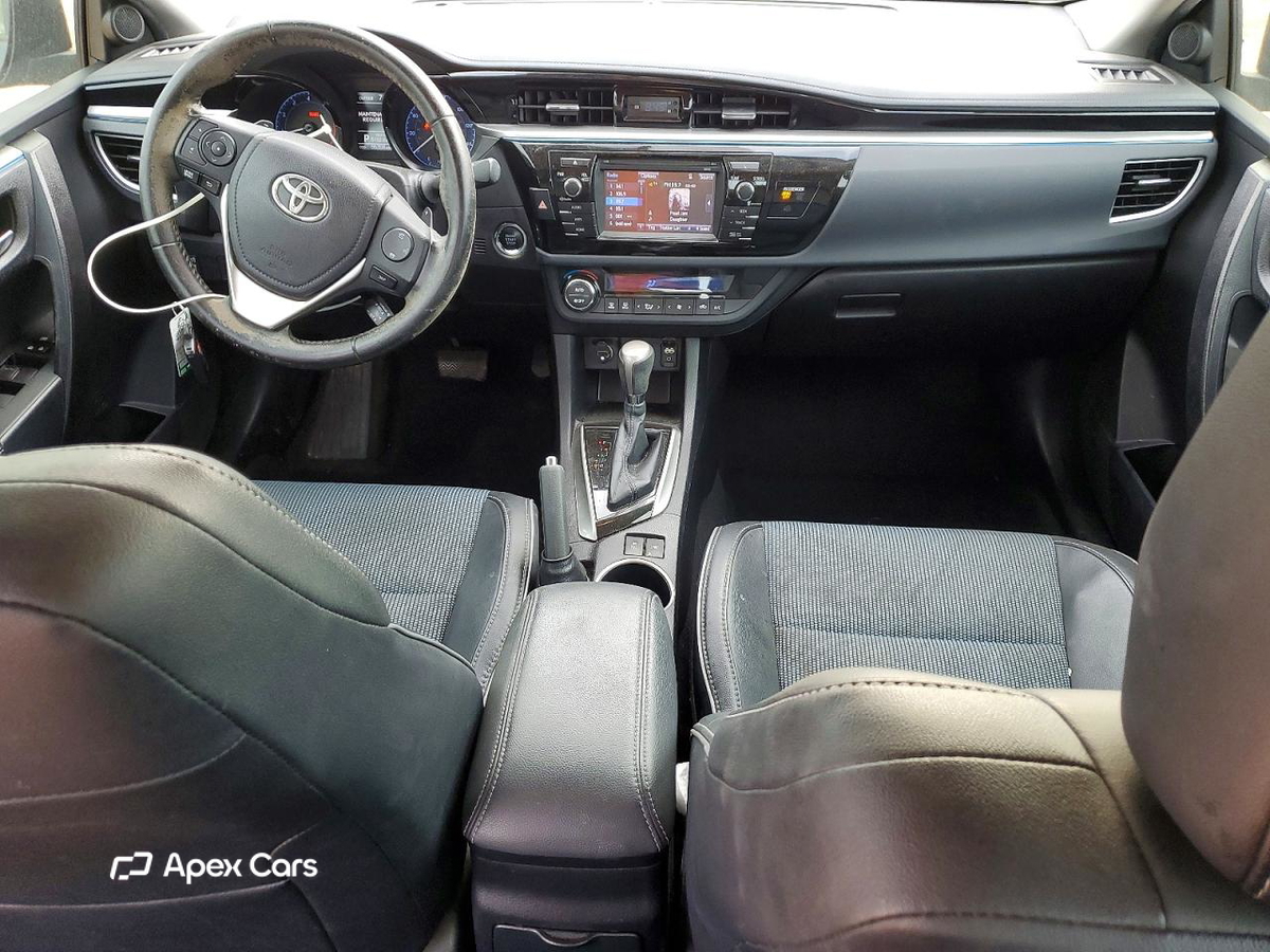 Toyota Corolla 2015