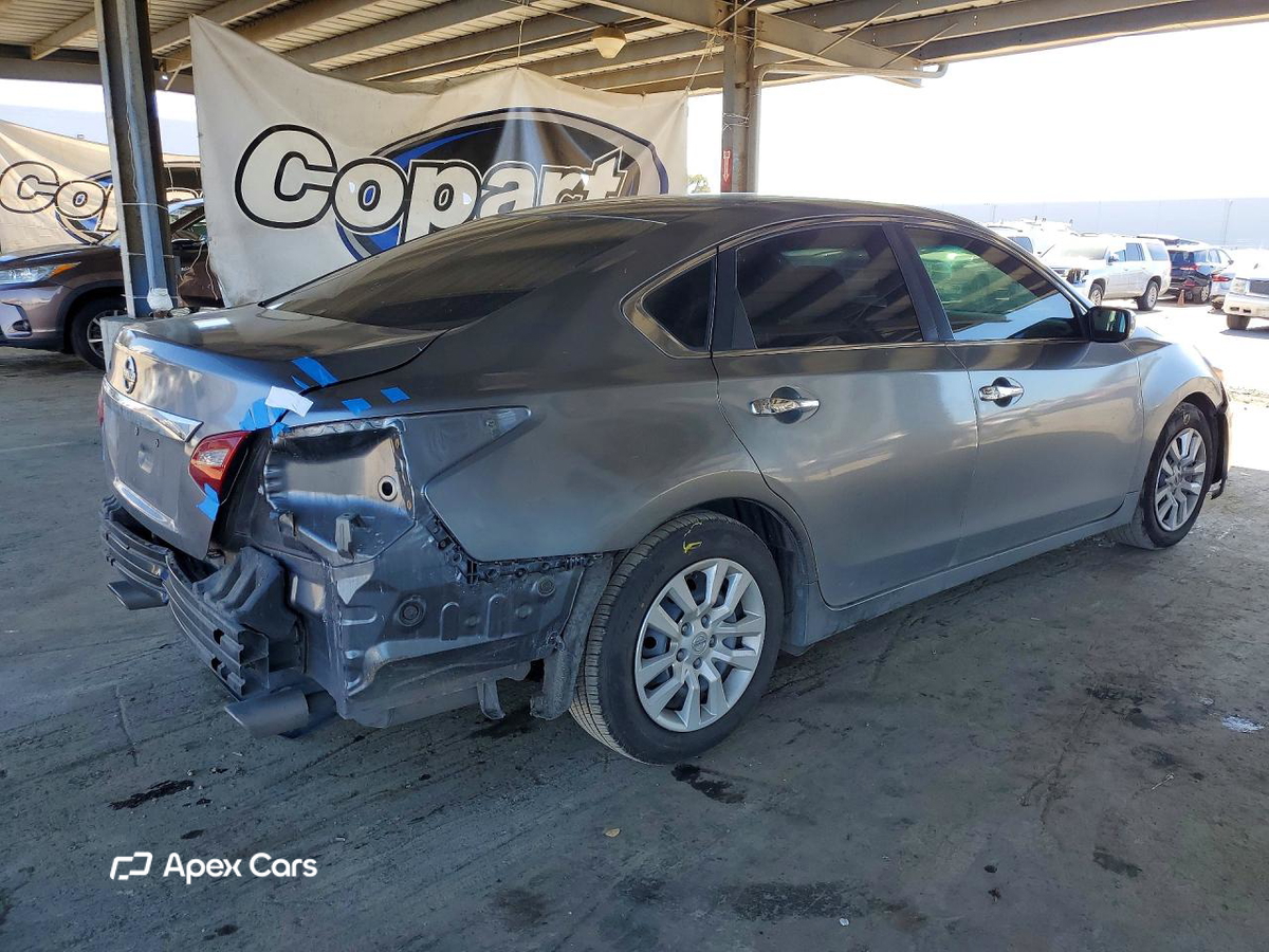 Nissan Altima 2018