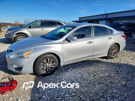Nissan Altima 2015 - Image 1 of 14