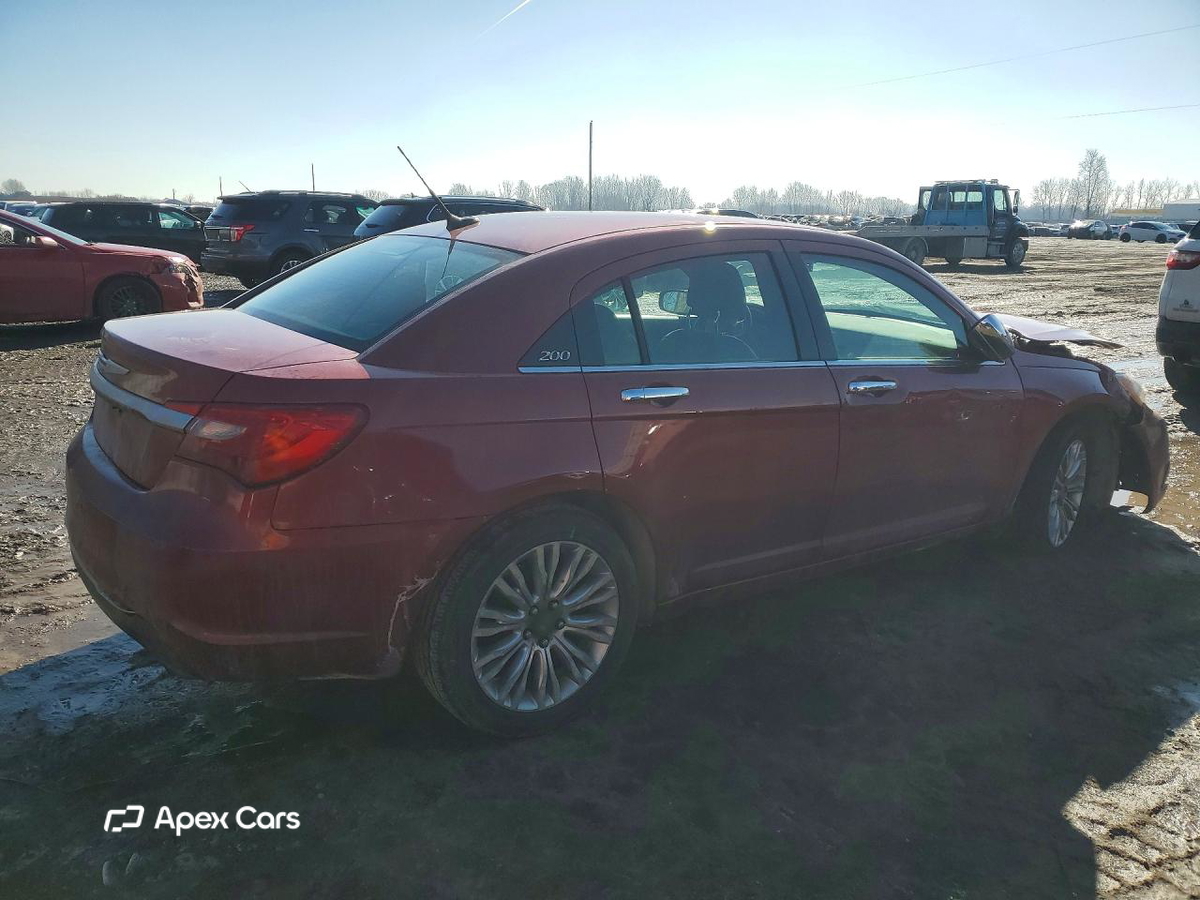 Chrysler 200 2011