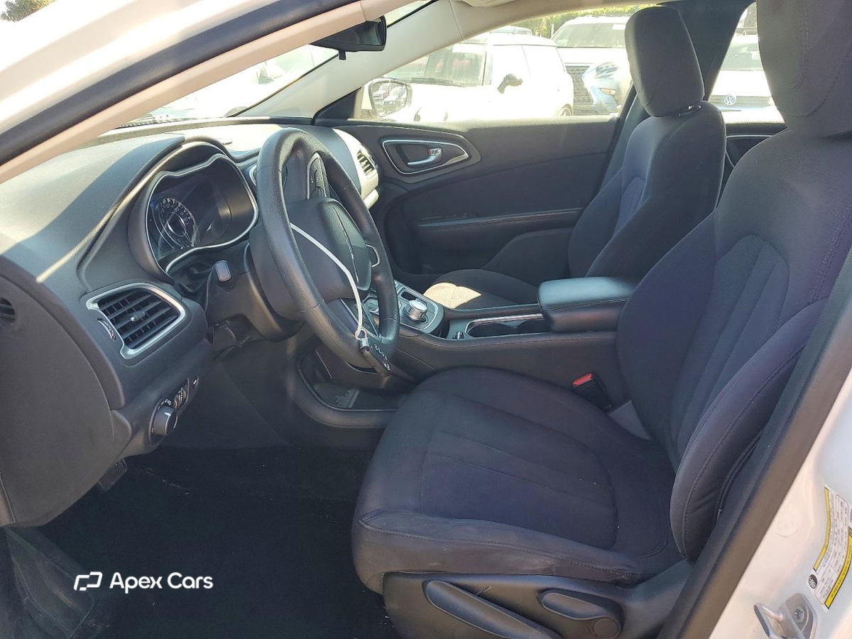 Chrysler 200 2015