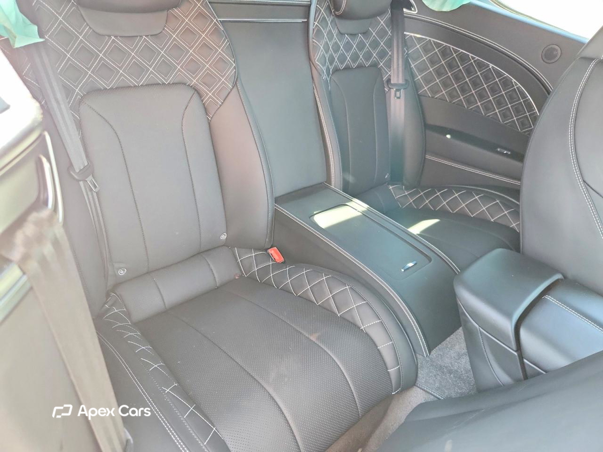 Bentley Continental 2024