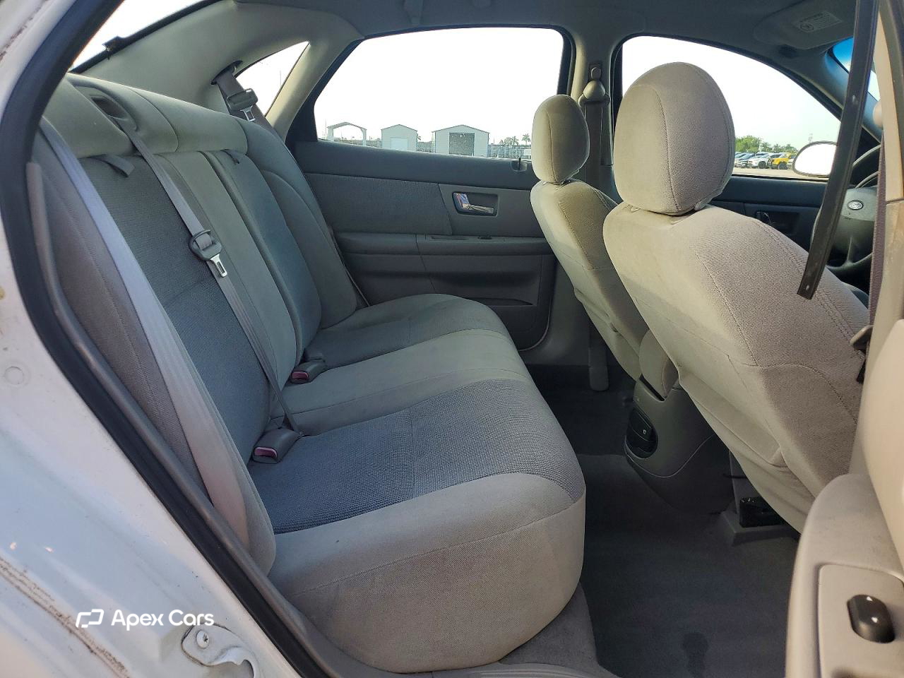 Ford Taurus 2002
