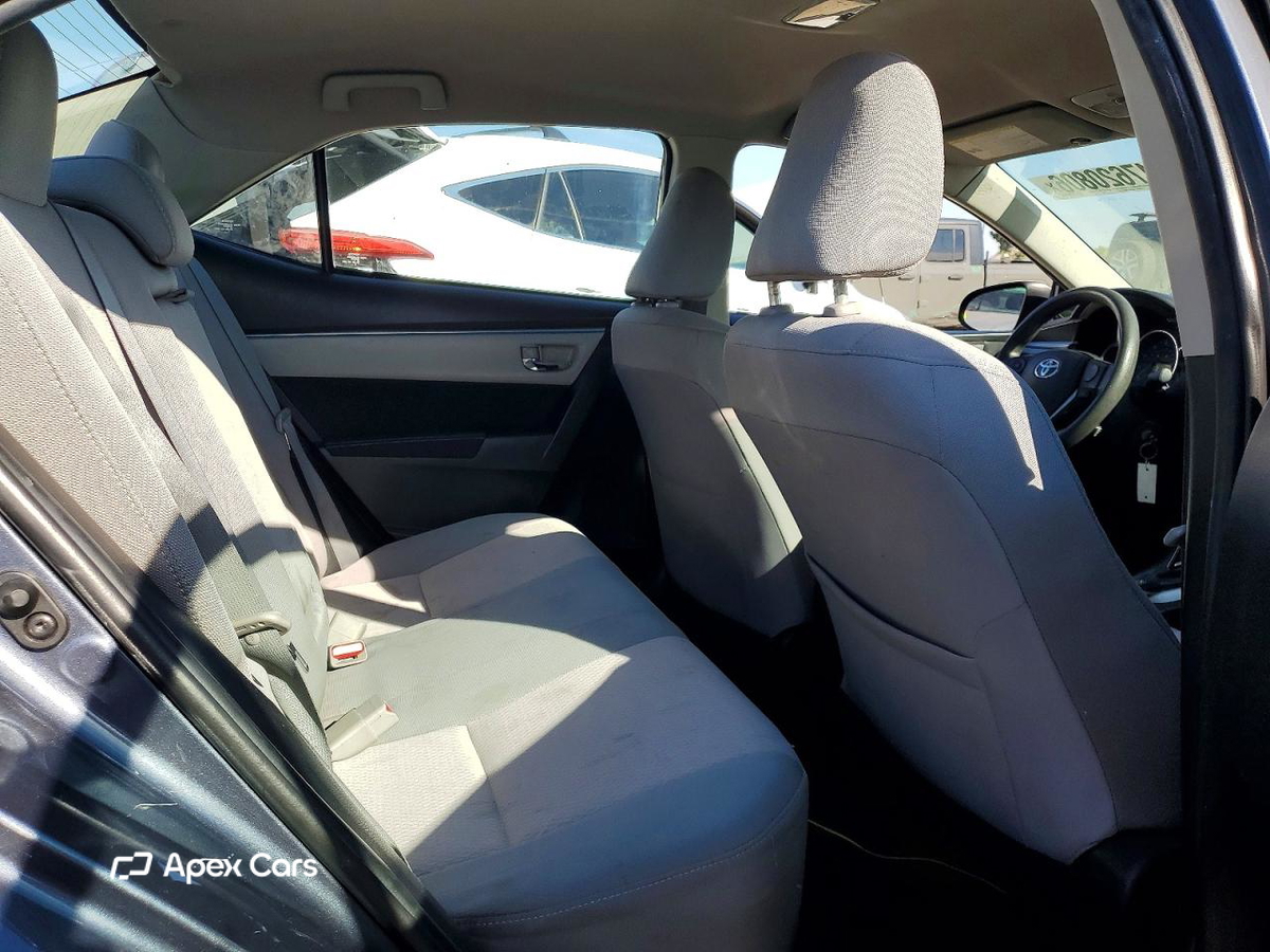 Toyota Corolla 2015
