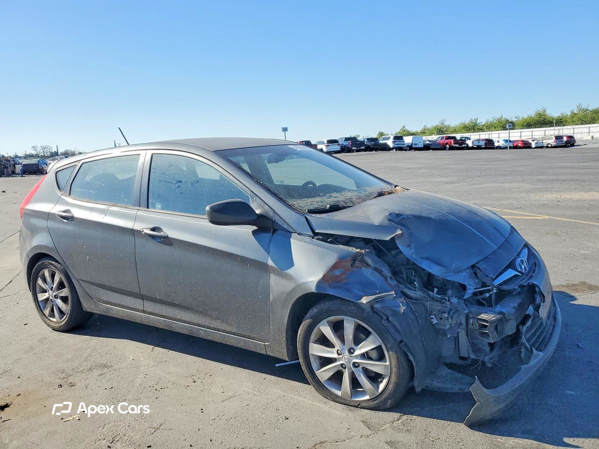 Hyundai Accent 2012