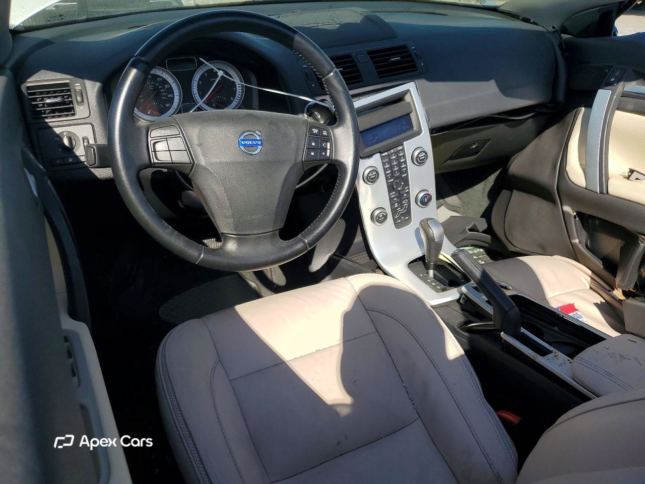 Volvo C70 2012