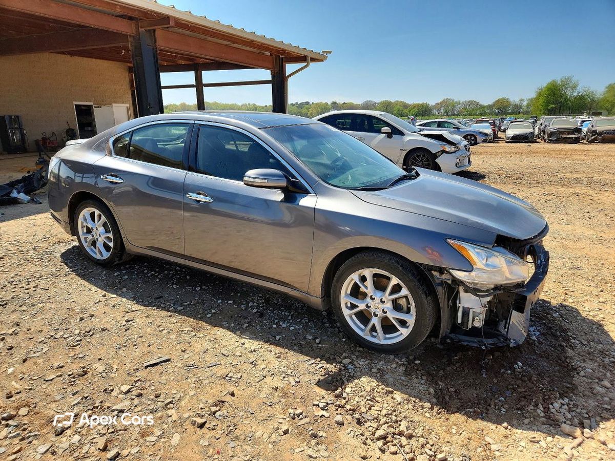 Nissan Maxima 2014