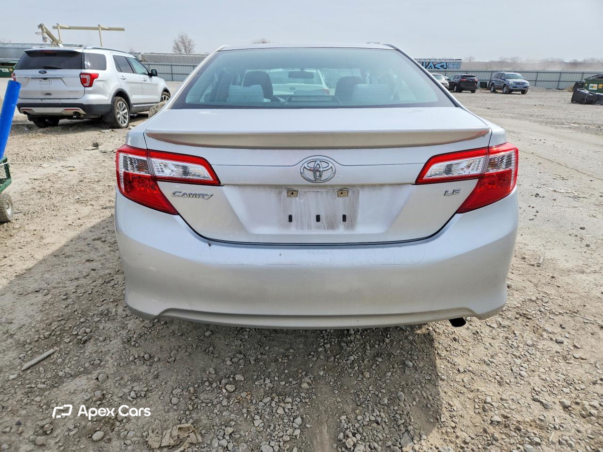 Toyota Camry 2012